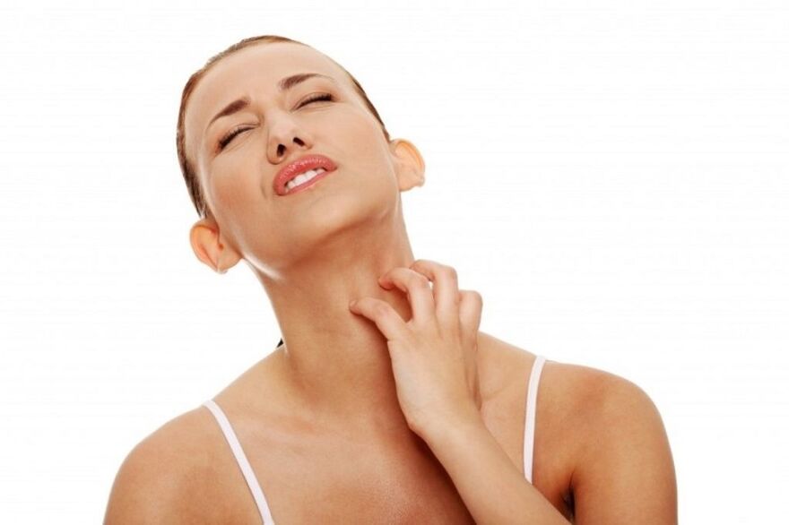 itching of the skin as a sign of the presence of parasites
